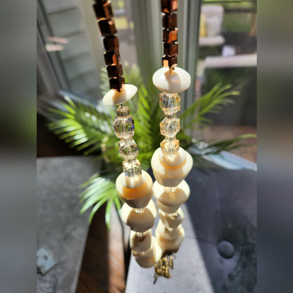 ✨️Ivory bone beads, Crystals, Tassel Focal Statement Necklace- Handcrafted✨️ - Picture 6 of 13